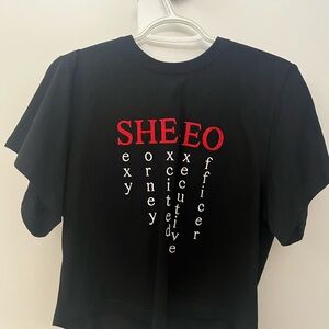 Fashion Brand Company SHE-EO Tommy Tee
